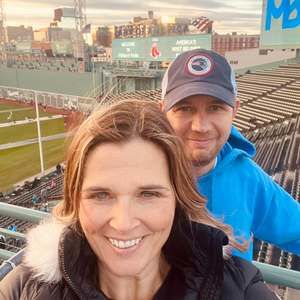 Meet your Posher, Danielle